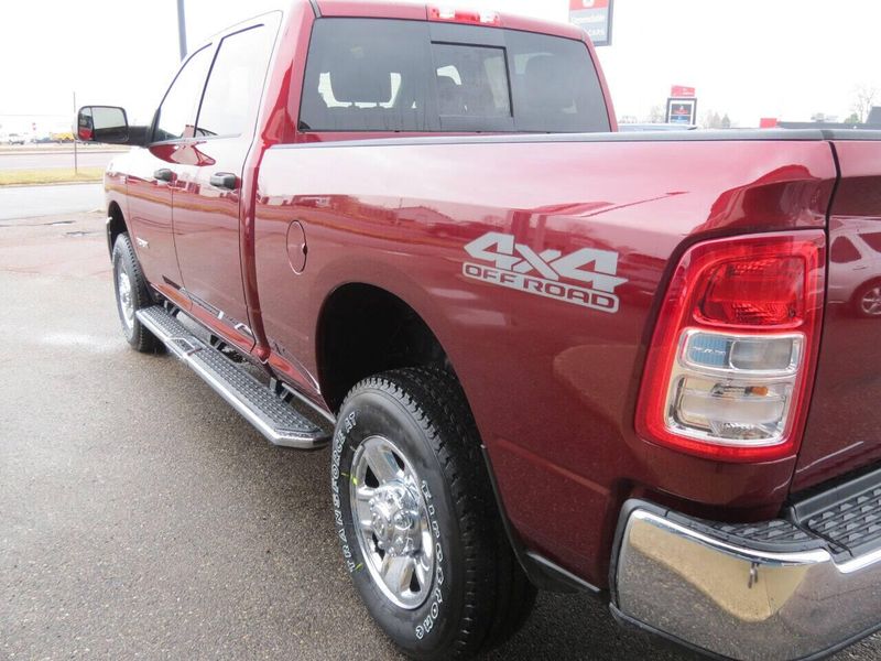 2022 RAM 2500 Tradesman Crew Cab 4x4 6