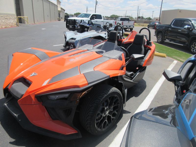 USED 2024 POLARIS SLINGSHOT SL AUTODRIVE Image 3