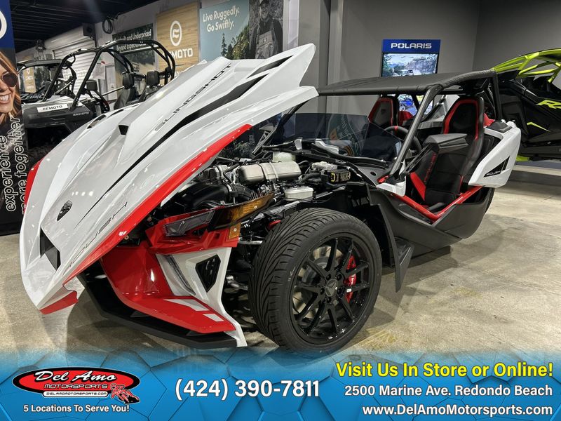 2024 Polaris SLINGSHOT ROUSH EDITION AUTODRIVEImage 1