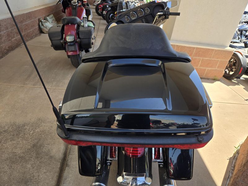 USED 2018 HARLEY ELECTRA GLIDE ULTRA CLASSIC Image 15