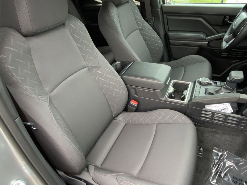 New 2025 Toyota Tacoma SR5Image 11