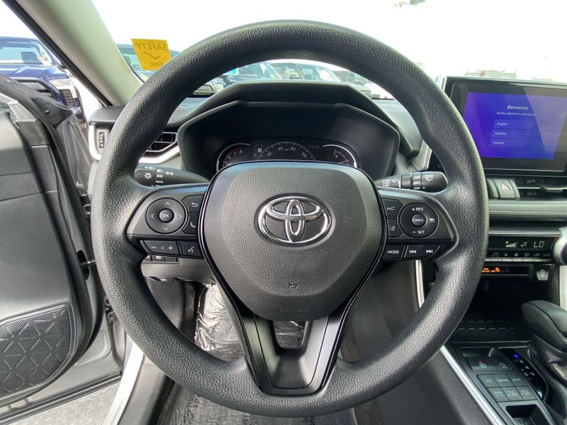2023 Toyota RAV4 XLEImage 25