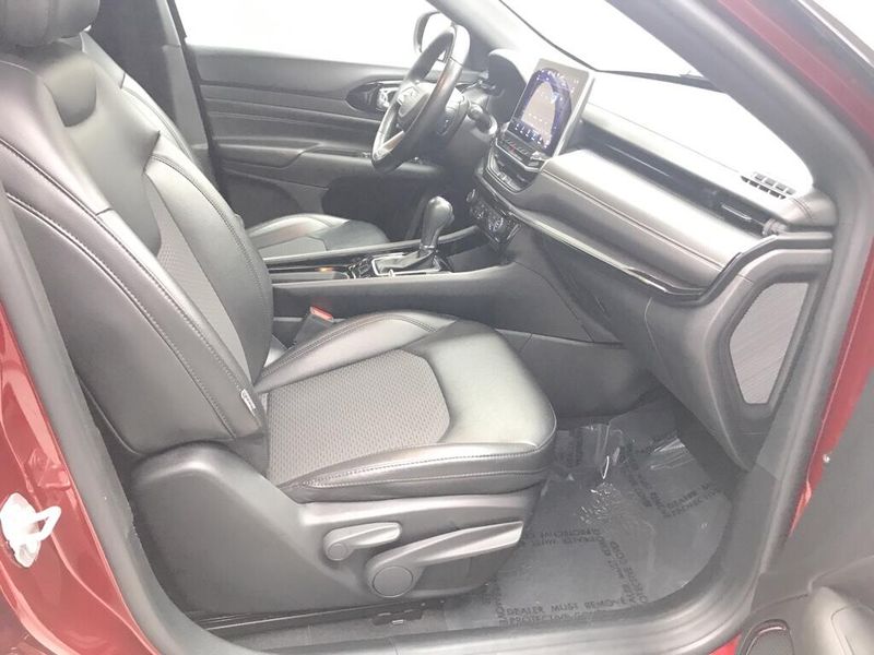 Used 2022 Jeep Compass AltitudeImage 18