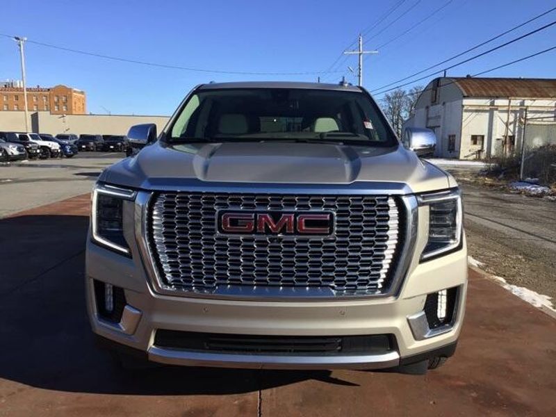 2021 GMC Yukon DenaliImage 8