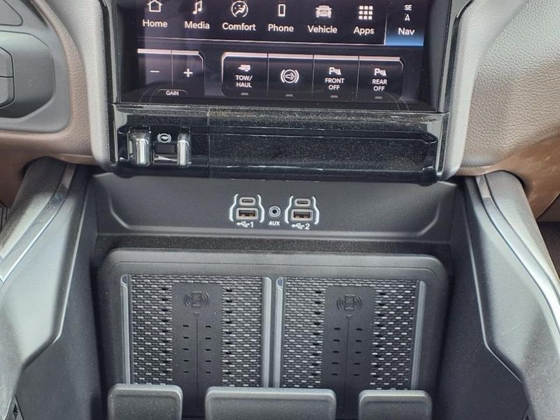 2026 Ram 2500 Laramie photo 13