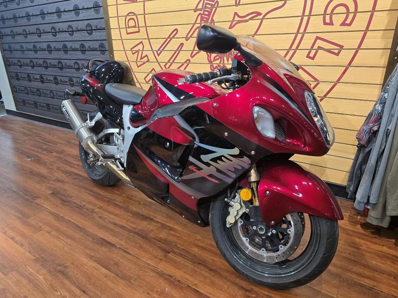 Used 2006 Suzuki Hayabusa Image 2