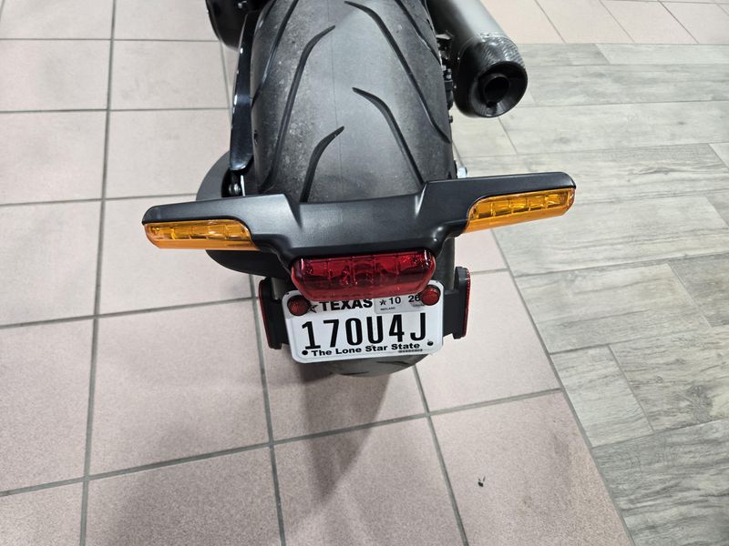 USED 2019 HARLEY SOFTAIL FXDR 114 Image 12