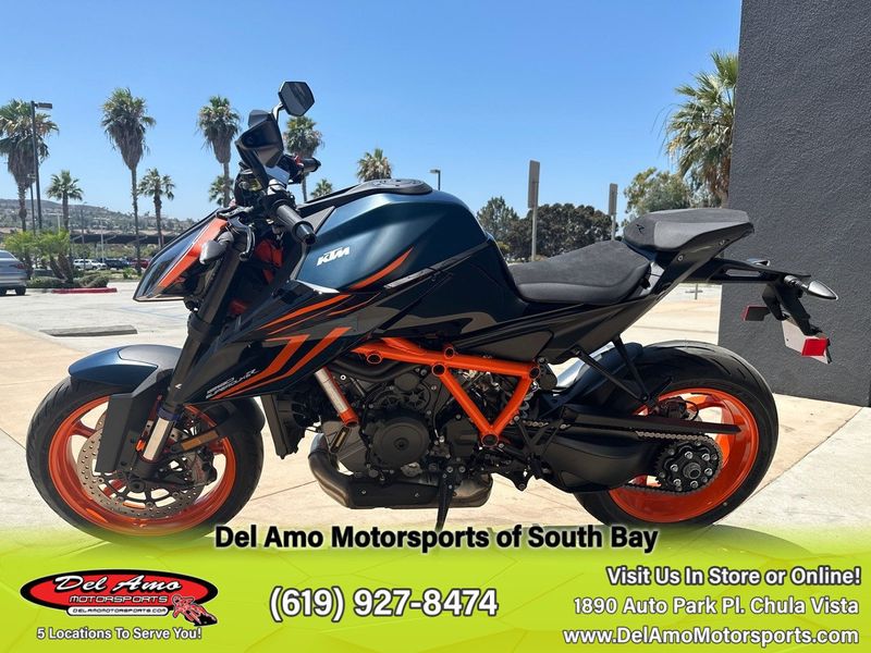 2023 KTM 1290 SUPER DUKE R EVO  in a BLACK exterior color. Del Amo Motorsports of South Bay (619) 547-1937 delamomotorsports.com 