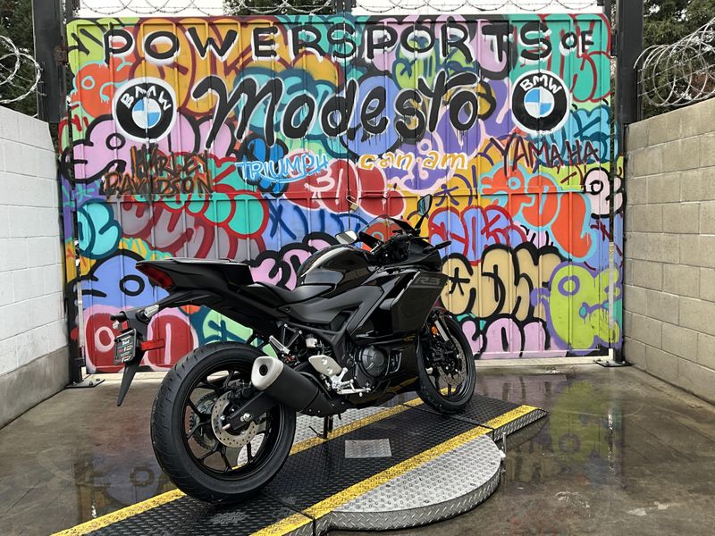 New 2026 Yamaha YZF-R3 ABS Image 5