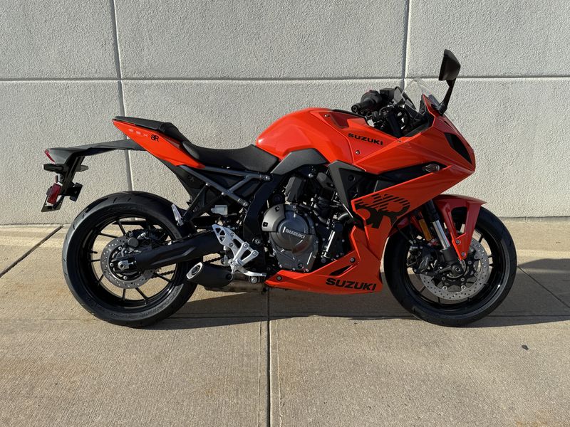 2026 Suzuki GSX 8RImage 2