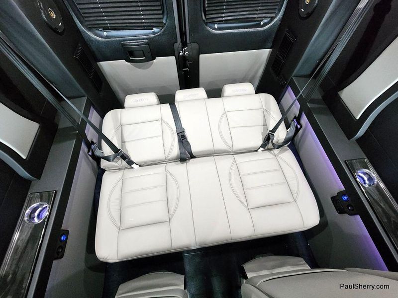 New 2024 RAM Promaster 2500 Slt+ Window Van High Roof 159