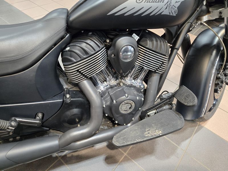 2016 Indian Motorcycle CHIEFTAIN DARK HORSE 49S THUNDER BLACK SMOKE Image 10