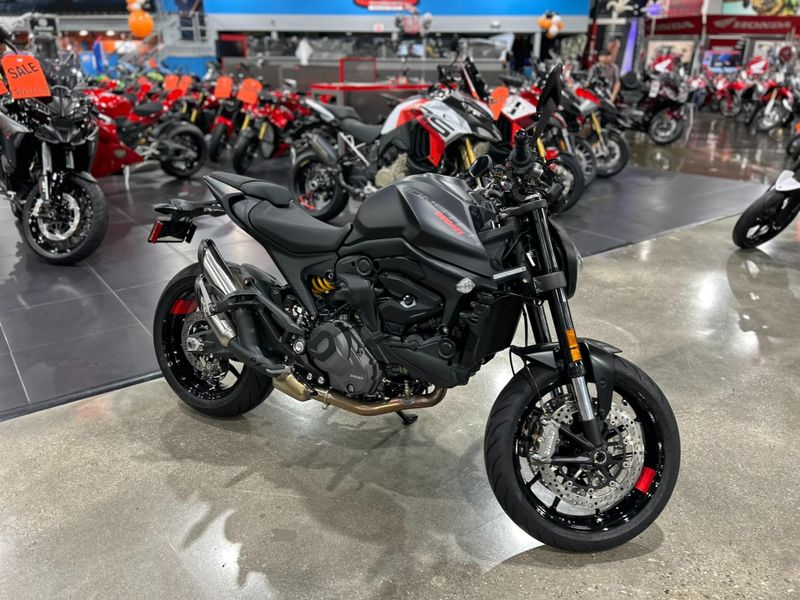 New 2025 Ducati Monster Image 13