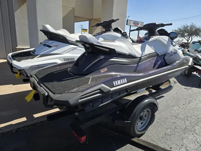 NEW 2026 YAMAHA VX CRUISER HO WITH AUDIO Image 5