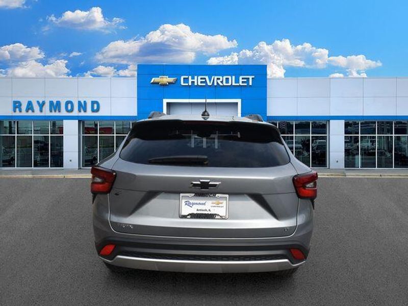 New 2026 Chevrolet Trax LTImage 5