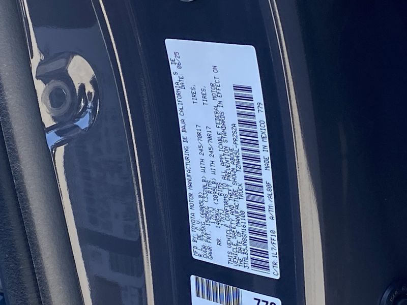 New 2025 Toyota Tacoma SR5Image 20