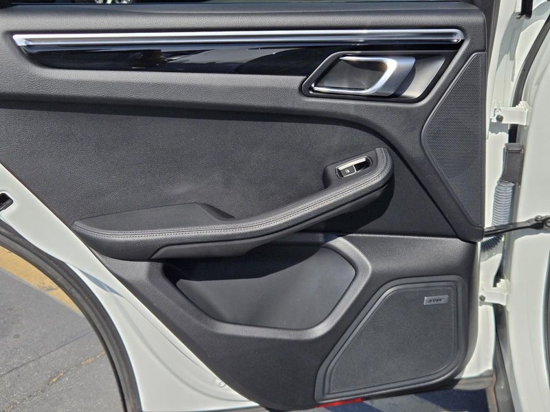 Used 2021 Porsche Macan AWD
