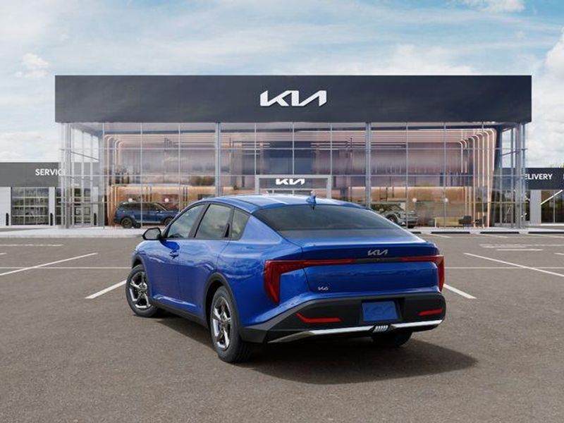 New 2026 Kia K4 LXSImage 5