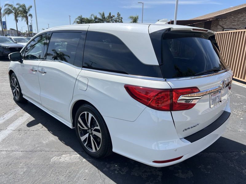 2019 Honda Odyssey EliteImage 3
