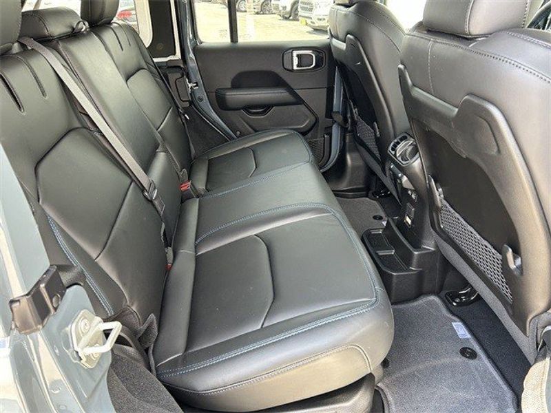 2024 Jeep Wrangler 4-door Rubicon X 4xeImage 10
