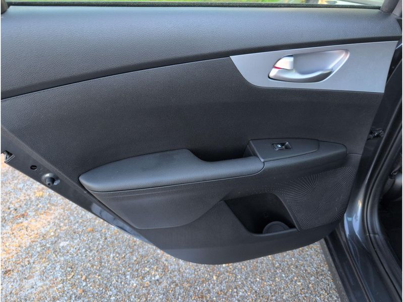 Used 2023 Kia Forte LXSImage 30