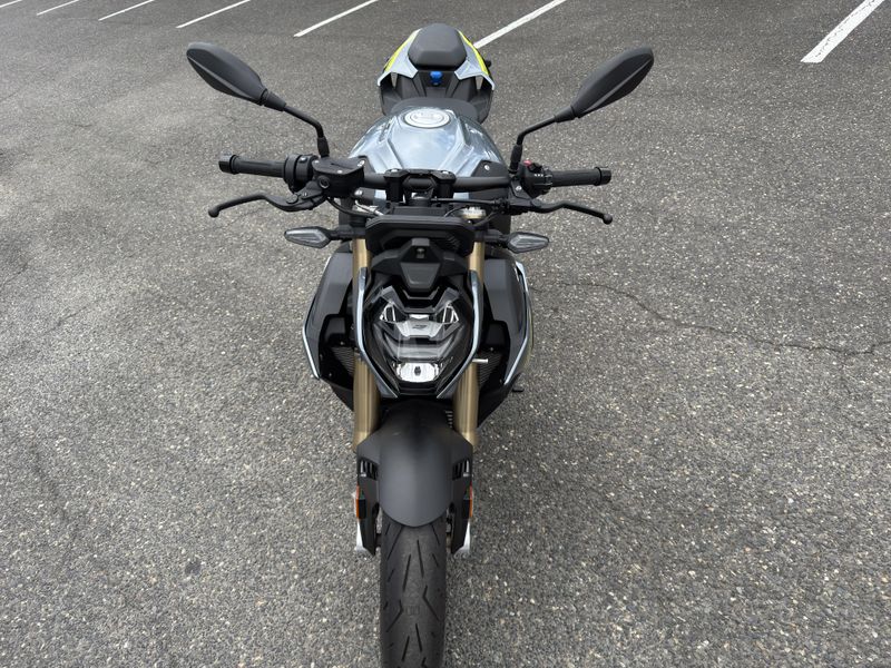 2023 BMW S 1000 R 