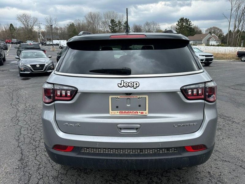 2022 Jeep Compass LimitedImage 14