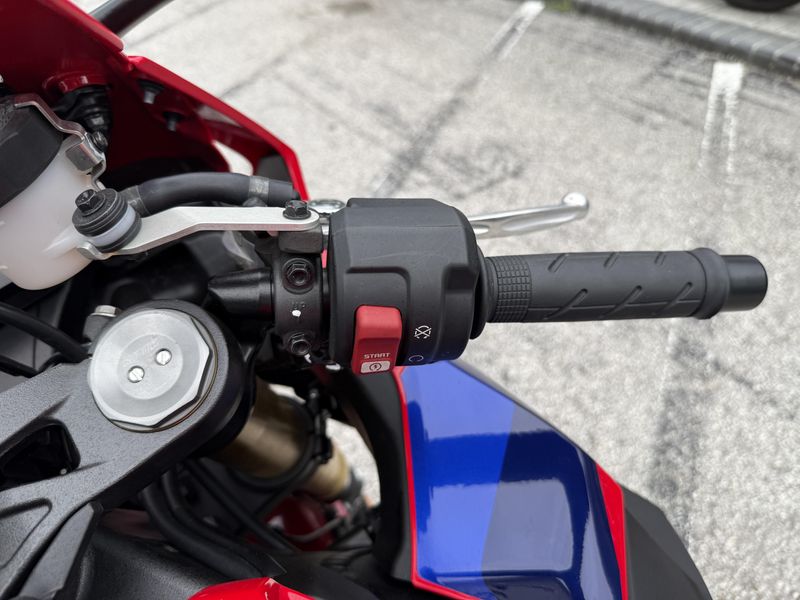 2024 Honda CBR 1000RR ABS 