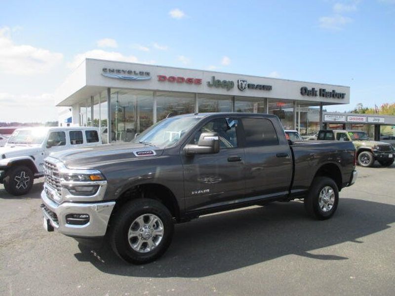 2025 RAM 2500 Big Horn Crew Cab 4x4 6