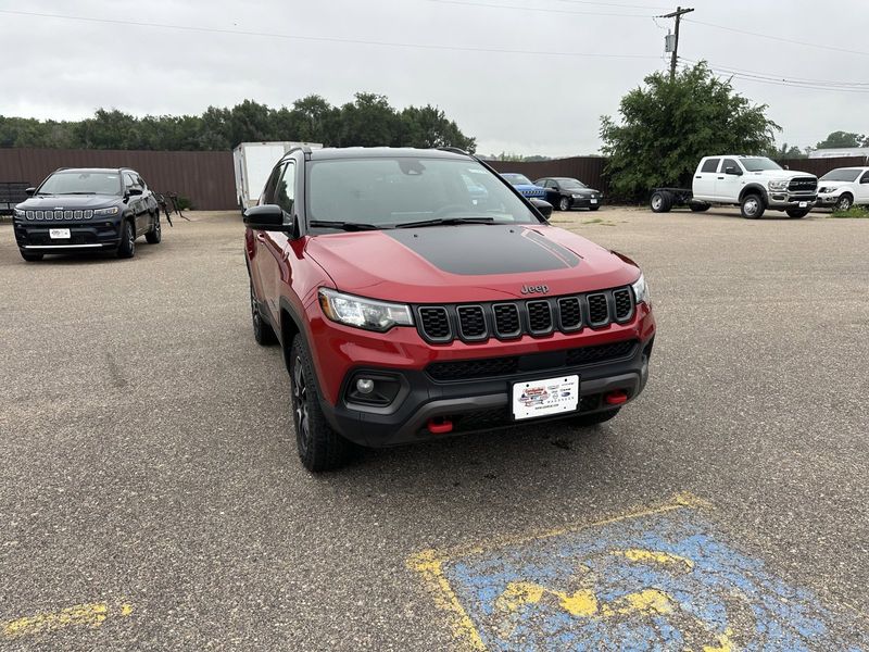 2024 Jeep Compass Trailhawk 4x4Image 2