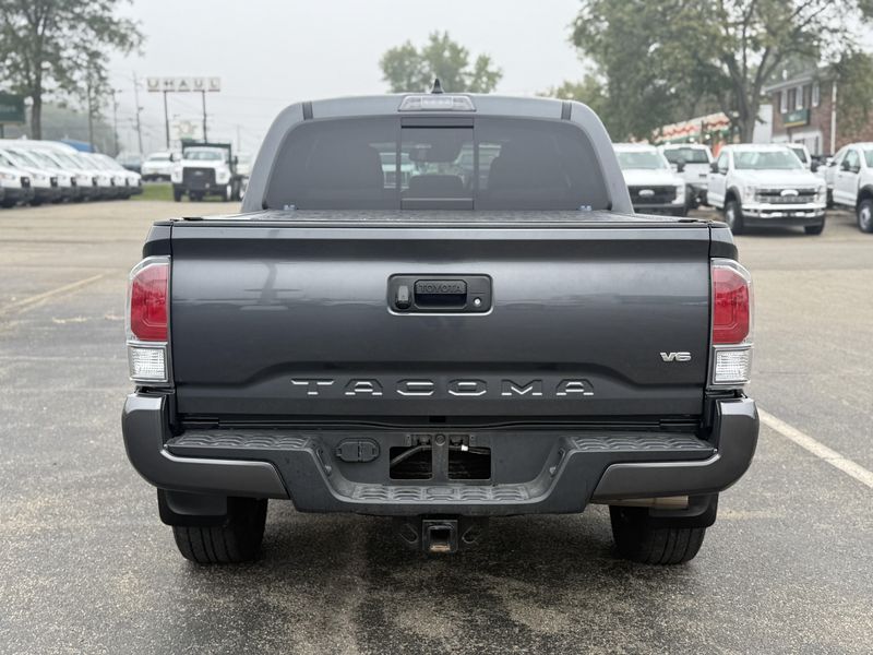 2023 Toyota Tacoma SR5 photo 3