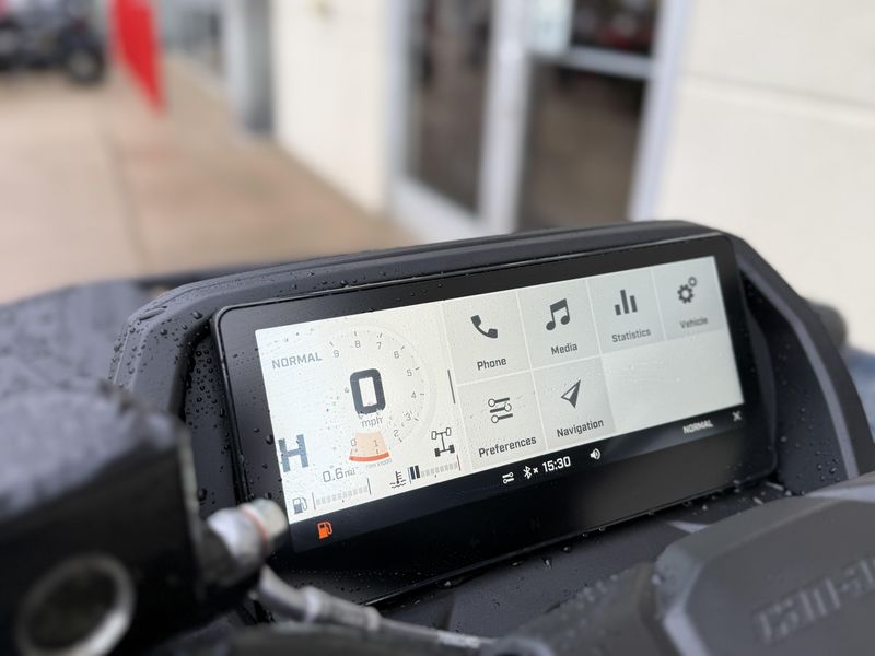 2026 Can-Am OUTLANDER MAX LTD 1000RImage 8