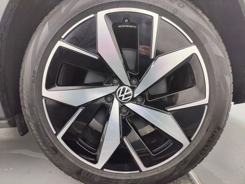 2023 Volkswagen ID.4 Pro S AWD 82kW w/Glass RoofImage 26