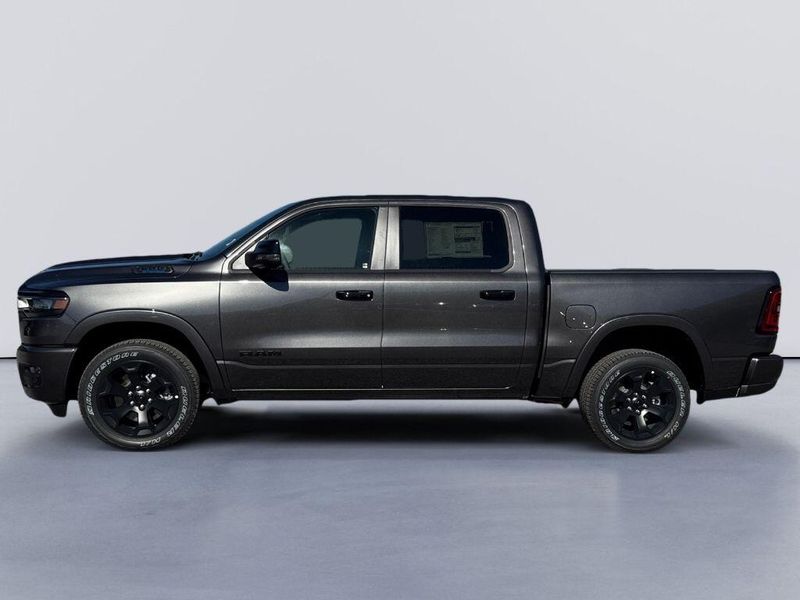 2025 Ram 1500 Big Horn photo 3