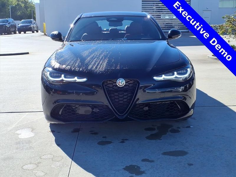 New 2025 Alfa Romeo Giulia RwdImage 4