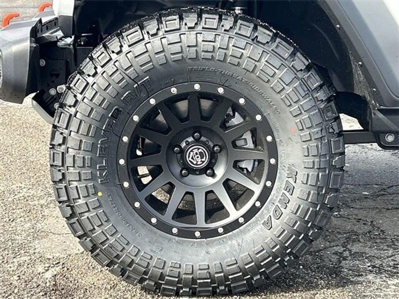 New 2025 Jeep Gladiator Mojave 4x4Image 10