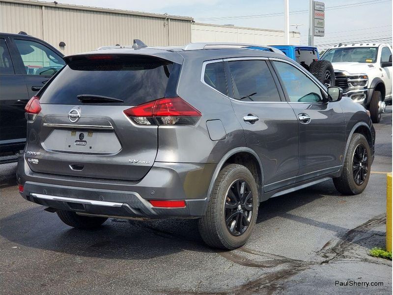 Used 2020 Nissan Rogue SV