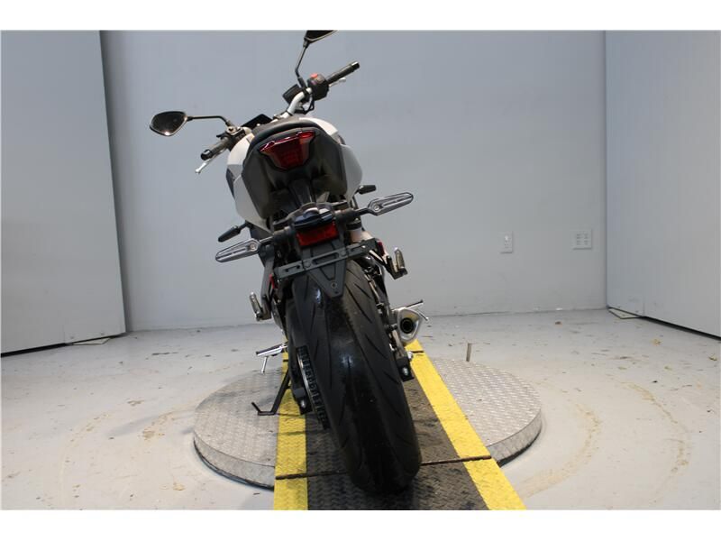 Used 2025 Yamaha MT-07 Image 4