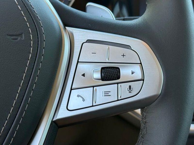 New 2026 BMW X7 xDrive40iImage 23