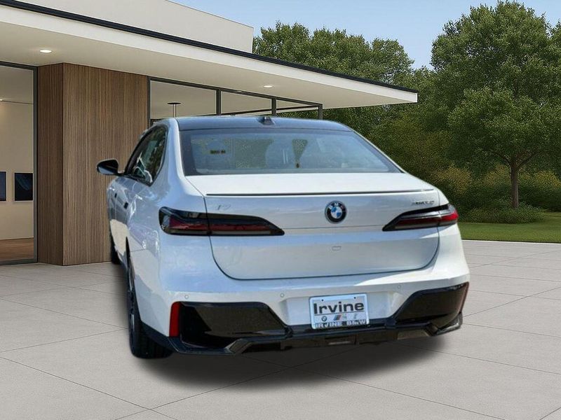 New 2026 BMW i7 xDrive60Image 11