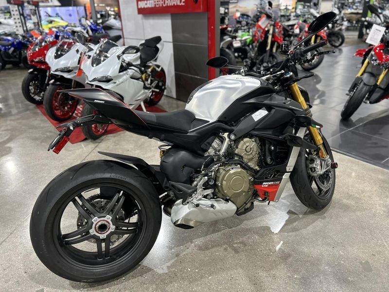 Used 2025 Ducati STREETFIGHTER V4 SP2 Image 8