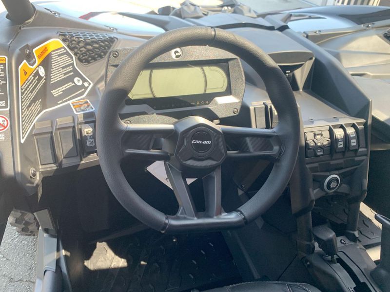 New 2025 Can-Am MAVERICK X3 MAX X RS TURBO RR SMART-SHOX Image 20