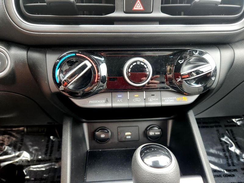 Used 2023 Hyundai Kona SEL