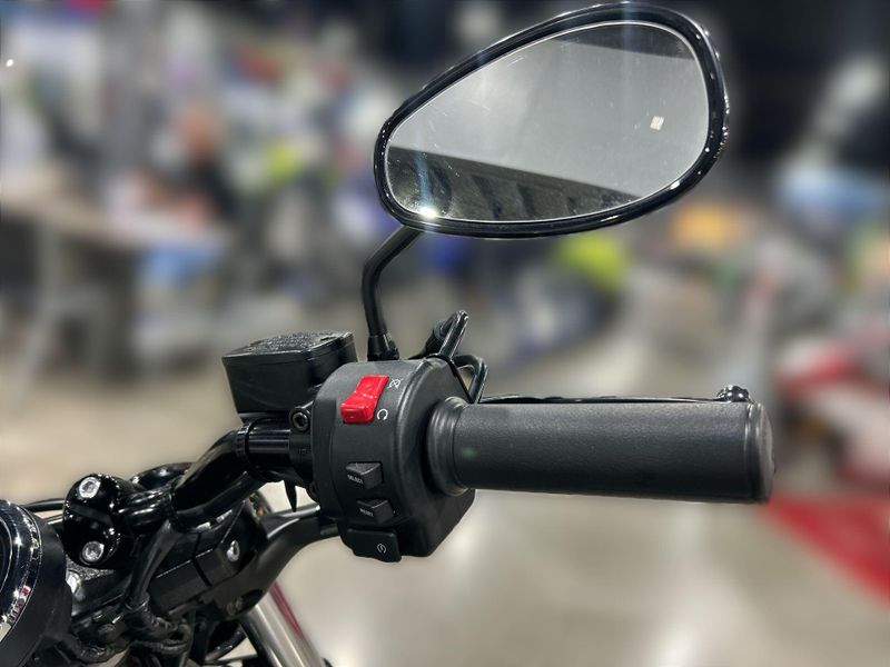 Used 2023 Yamaha BOLT R-SPEC Image 16