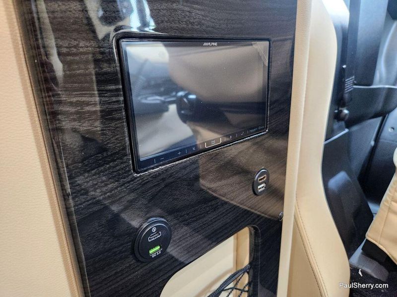 2024 RAM Promaster 2500 Slt+ Window Van High Roof 159
