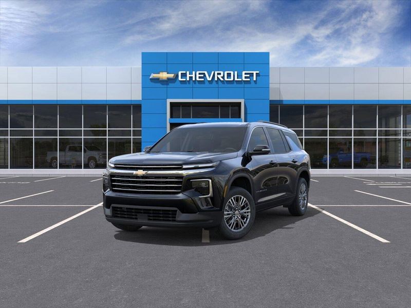 New 2025 Chevrolet Traverse FWD LTImage 8