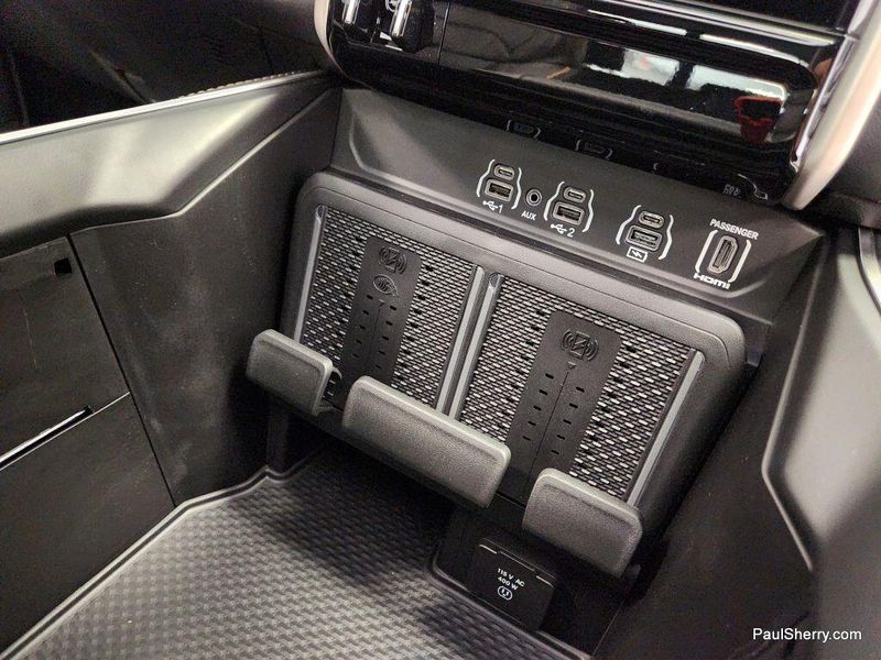 New 2026 RAM 1500 Tungsten Crew Cab 4x4Image 37