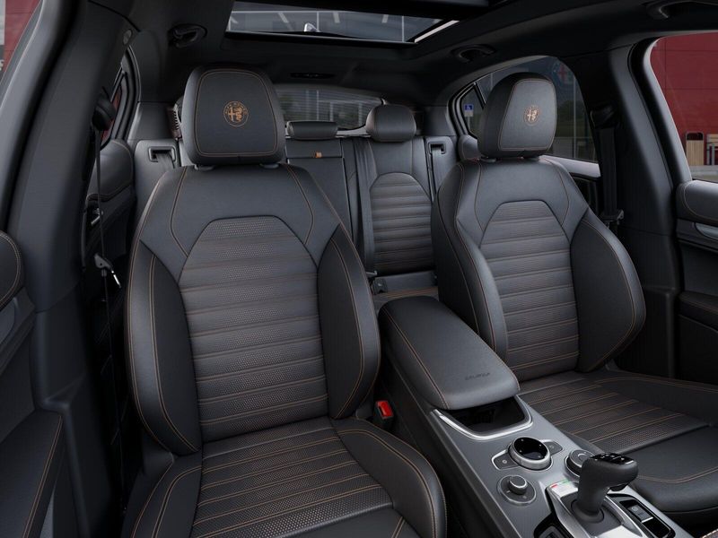 New 2025 Alfa Romeo Stelvio Intensa AwdImage 35