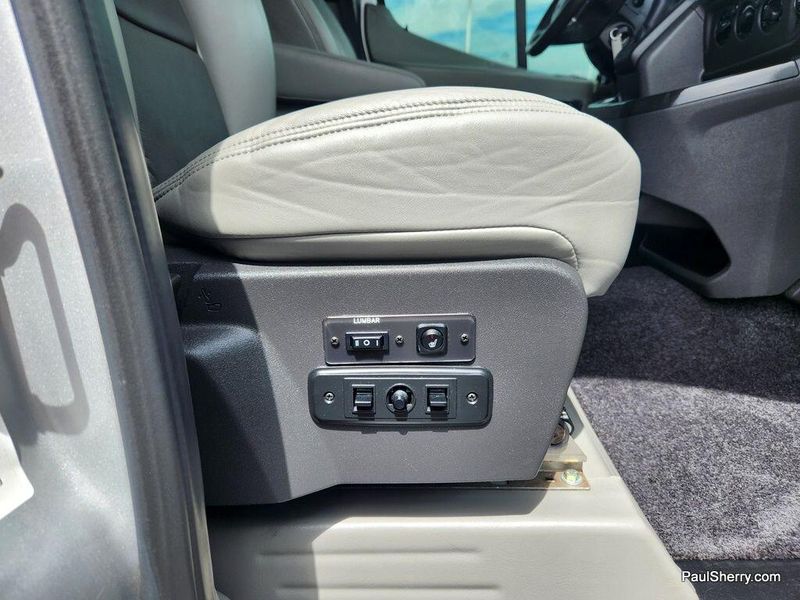 2018 Ford Transit-250 Image 26