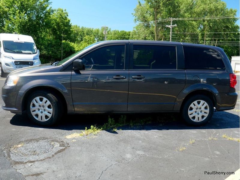 2018 Dodge Grand Caravan SEImage 7